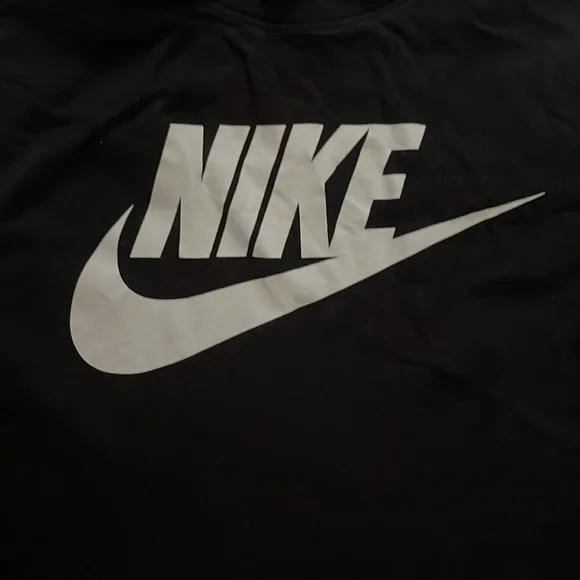 Nike Black Tee - Picture 3 of 5